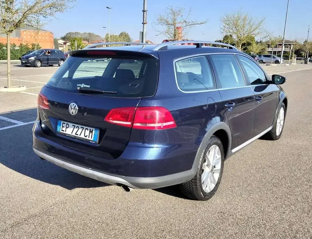 Usata VW Passat Highline 177 CV (130 kW) 2013 Station wagon
