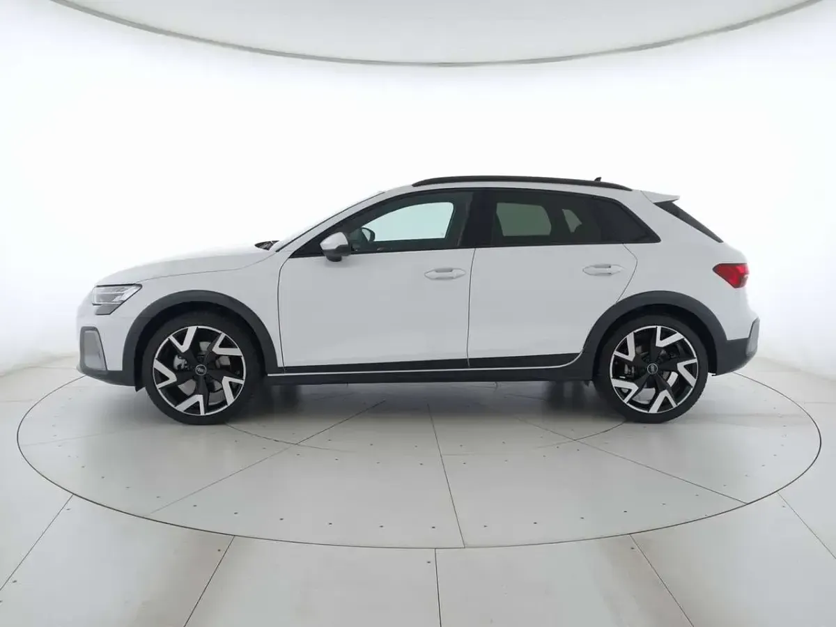 Nuova Audi A3 Advanced Plus 150 CV (110 kW) 2026 Bianco arkona Berlina