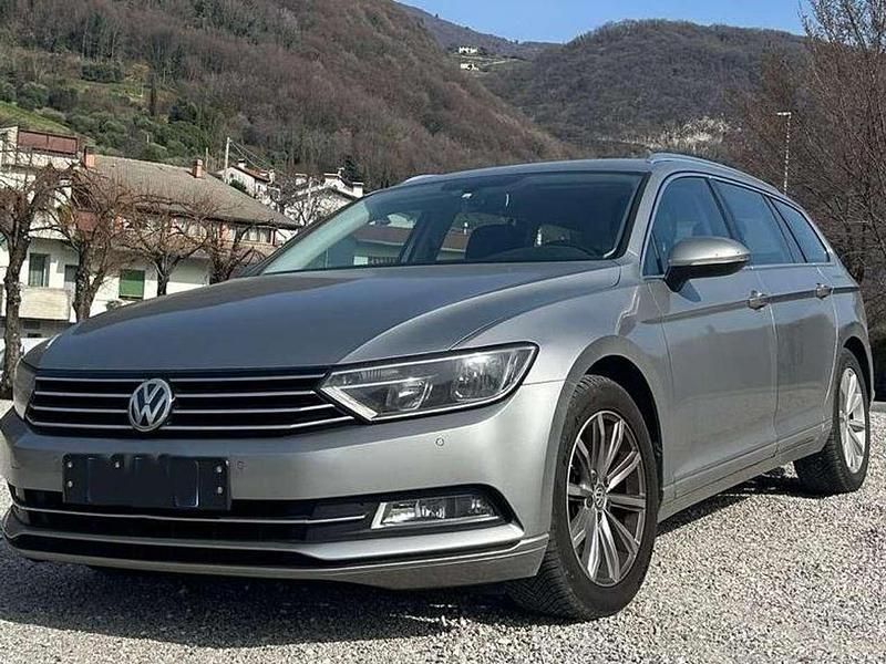 Usata VW Passat Business 150 CV (110 kW) 2015 Grigio Station wagon