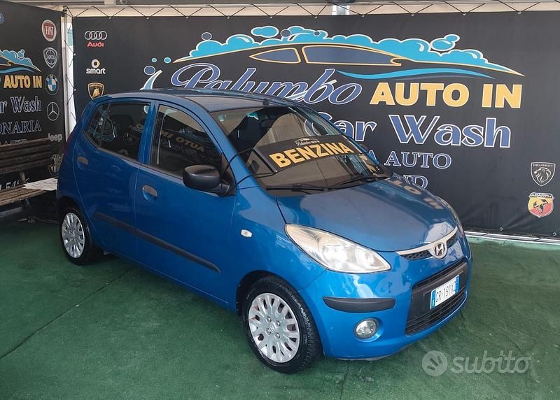 Usata Hyundai i10 67 CV (49 kW) 2010 Blu Utilitaria