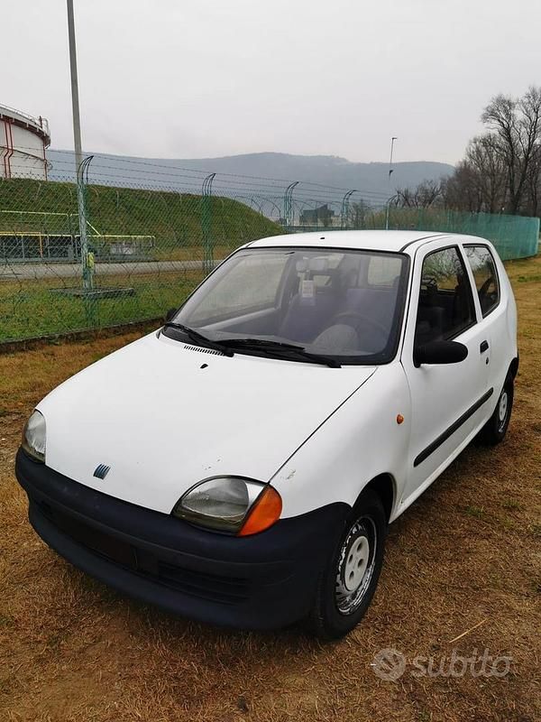Bianco Usata 2002 Fiat Seicento Young Due volumi | 1100 € - Immagine 1/4