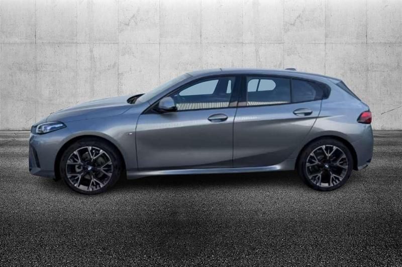 Usata BMW 120 M Sport 190 CV (139 kW) 2025 Grigio Utilitaria