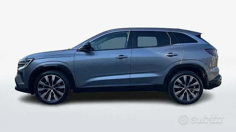 Usata Renault Austral 130 CV (95 kW) 2023 Grigio SUV