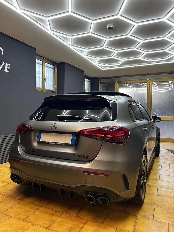 Usata Mercedes A45 AMG AMG 421 CV (309 kW) 2023 Grigio grafite magno Berlina