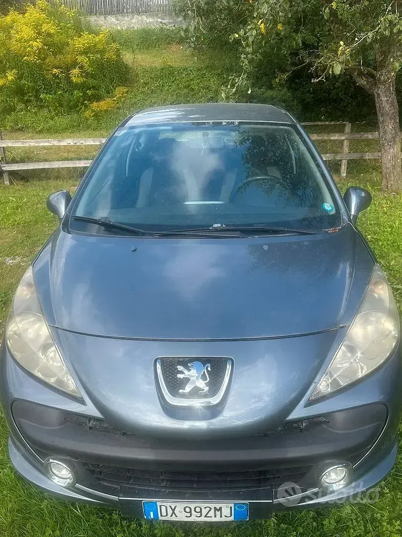 Usata Peugeot 207 73 CV (53 kW) 2009 Grigio Utilitaria