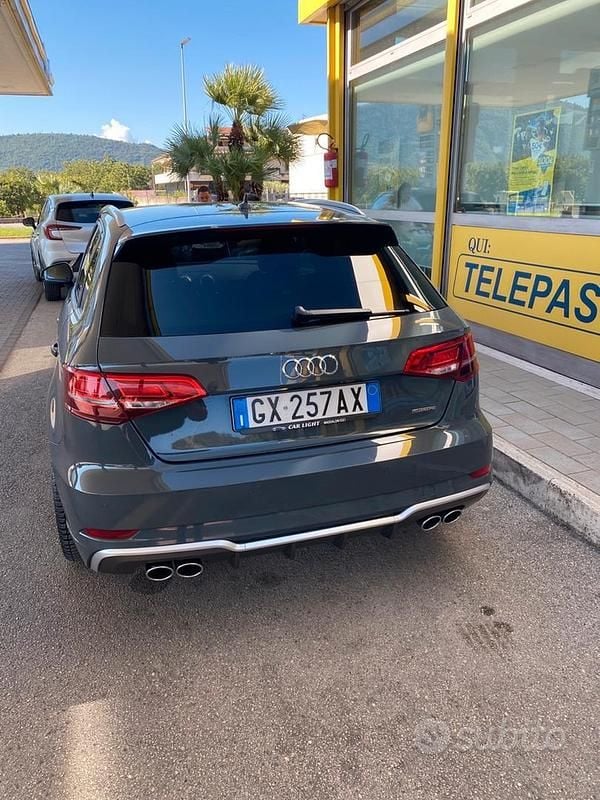 Usata Audi A3 S-Line 190 CV (139 kW) 2018 Grigio Berlina