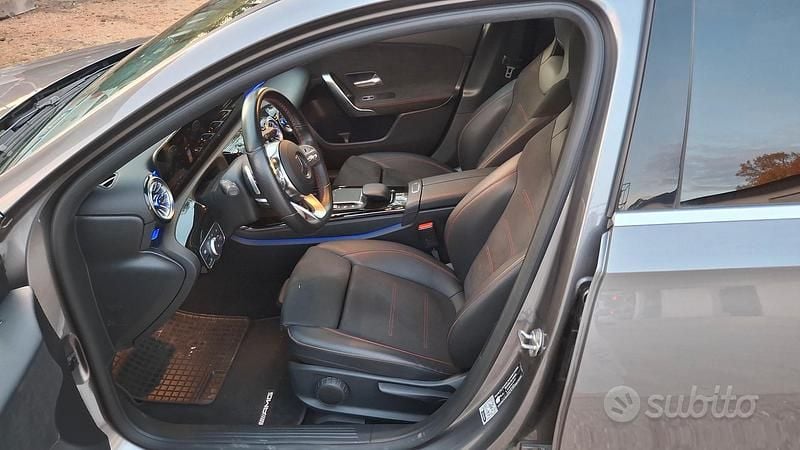 Usata Mercedes A250 Premium 224 CV (164 kW) 2021 Grigio Berlina