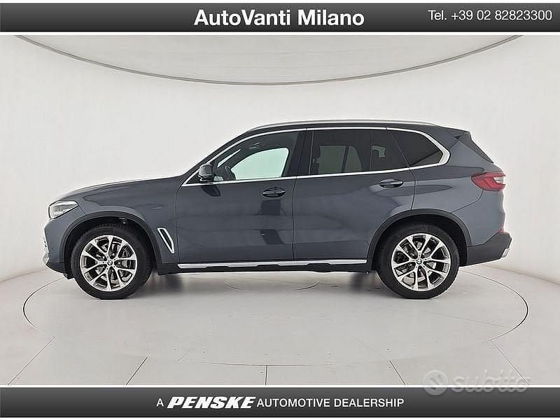 Usata BMW X5 xLine 286 CV (210 kW) 2021 Grigio SUV