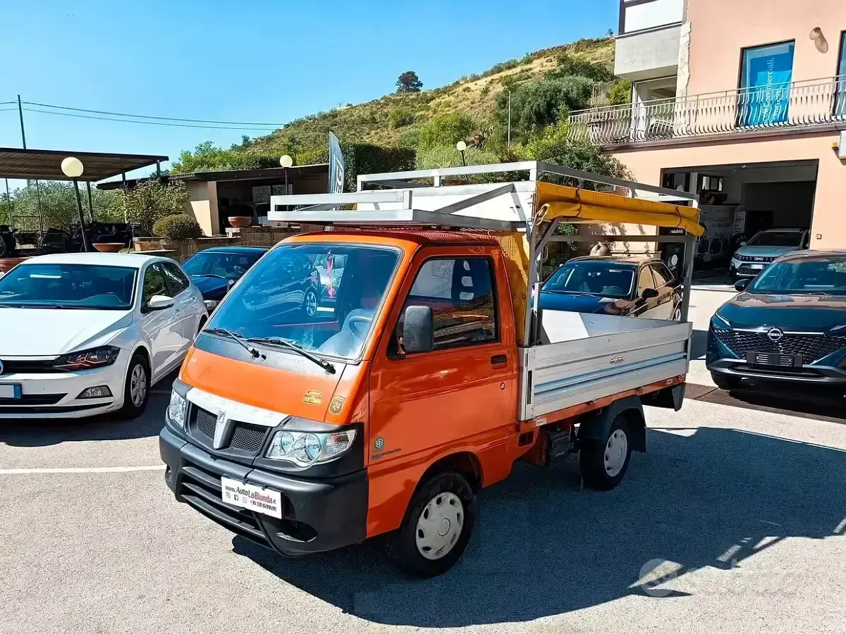 Usata Piaggio Porter 64 CV (47 kW) 2010 Utilitaria