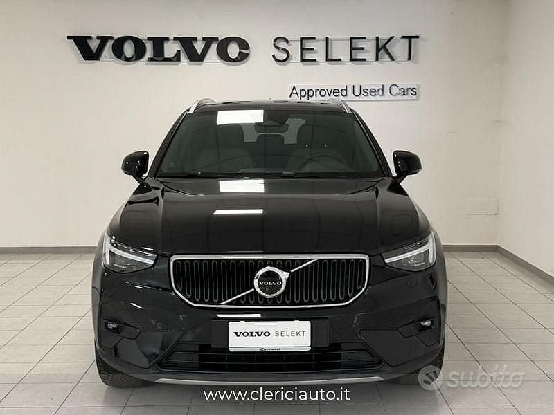 Usata Volvo XC40 Core 163 CV (119 kW) 2025 Nero SUV