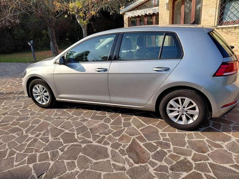 Usata VW Golf VII Trendline 116 CV (85 kW) 2019 Berlina