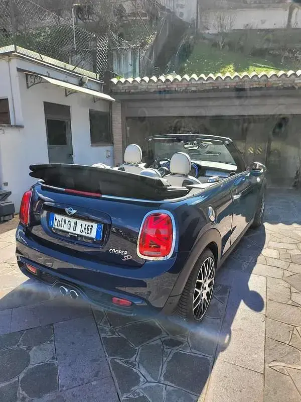 Usata Mini Cooper SD Cabriolet Hype 170 CV (125 kW) 2018 Cabrio