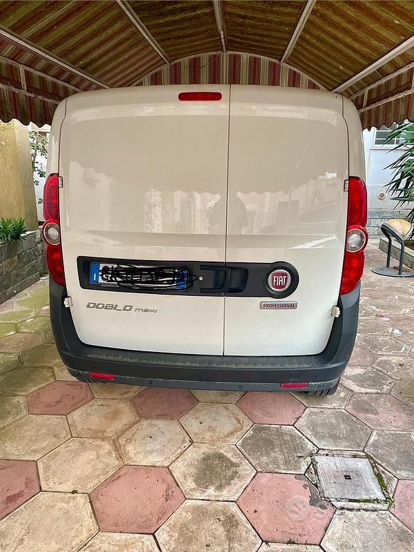 Usata Fiat Doblò 136 CV (100 kW) 2022 Bianco Monovolume