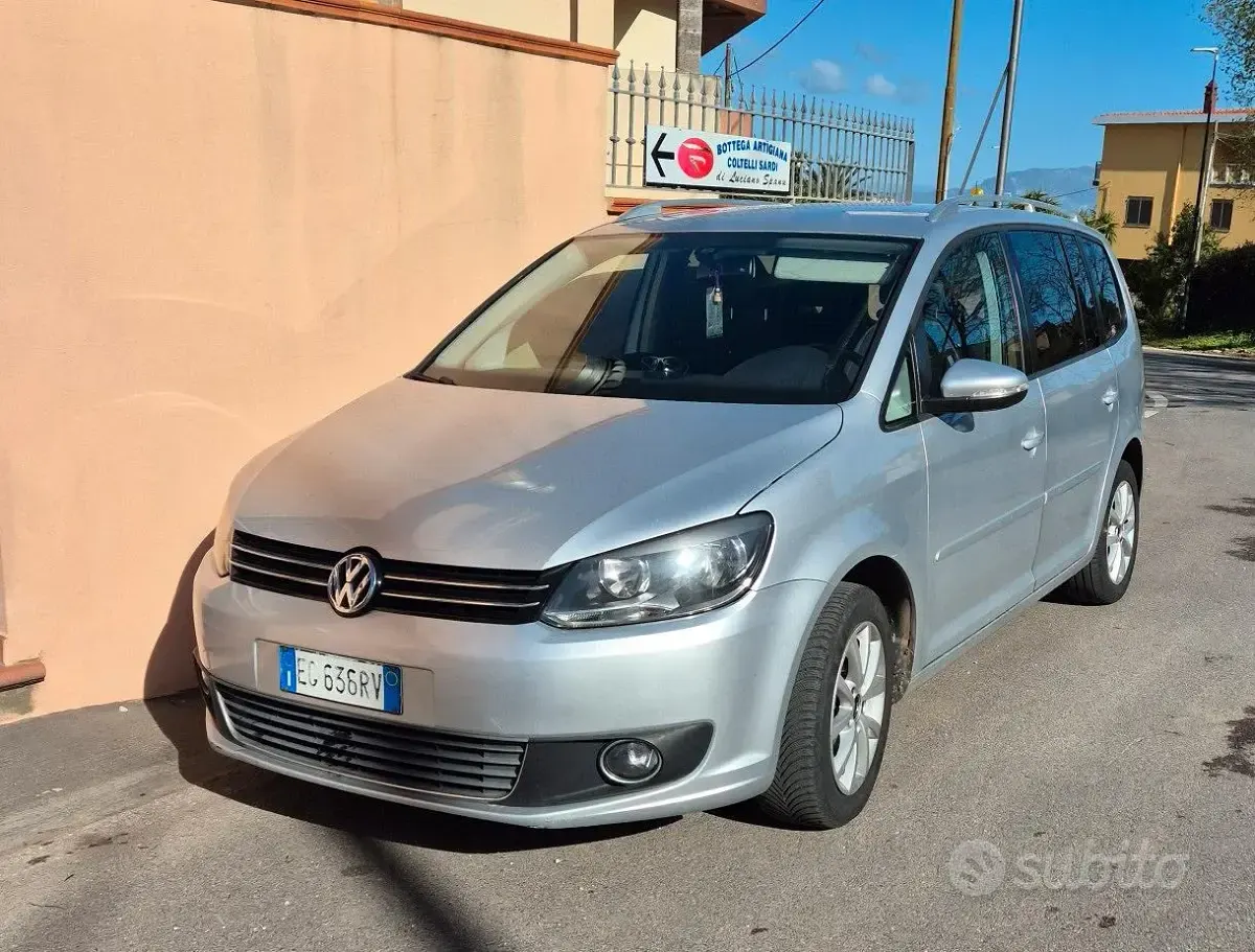 Usata VW Touran 105 CV (77 kW) 2011 Monovolume