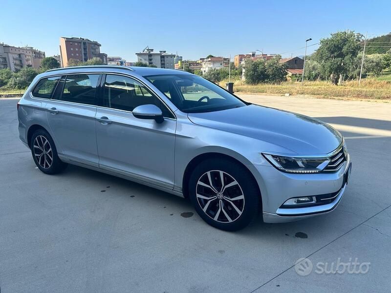 Usata VW Passat 150 CV (110 kW) 2018 Grigio Station wagon