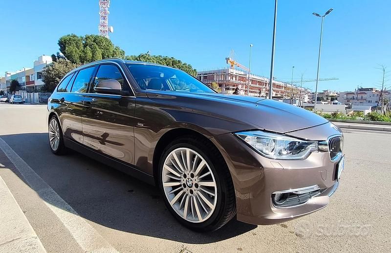 Usata BMW 320 Luxury Line 190 CV (139 kW) 2014 Station wagon