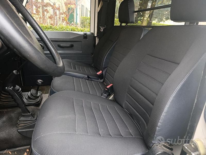 Usata Land Rover Defender 1994 Bianco SUV