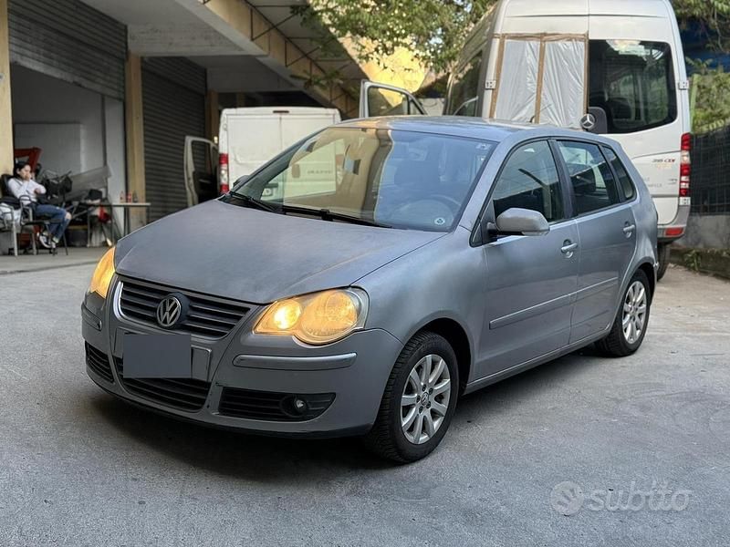 Usata VW Polo Sportline 80 CV (58 kW) 2006 Utilitaria