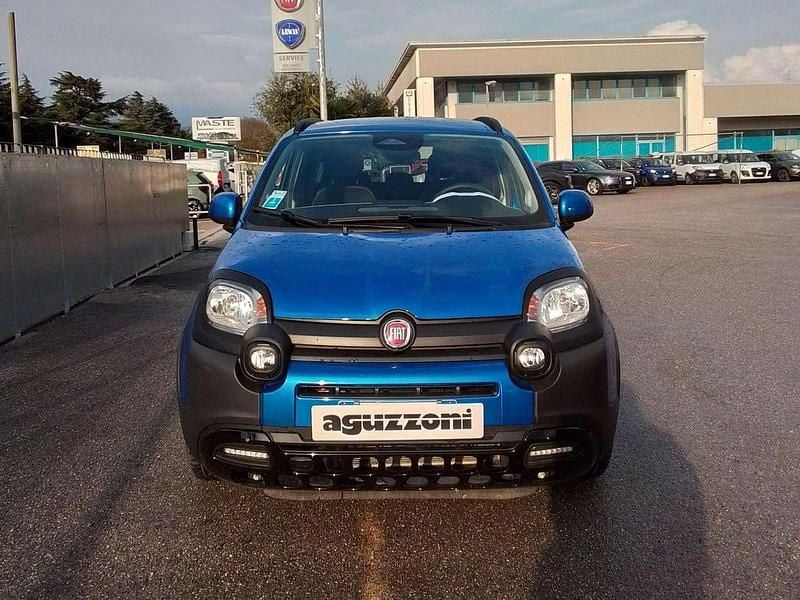 Usata Fiat Panda Cross Cross 69 CV (50 kW) 2025 Blu/azzurro Utilitaria