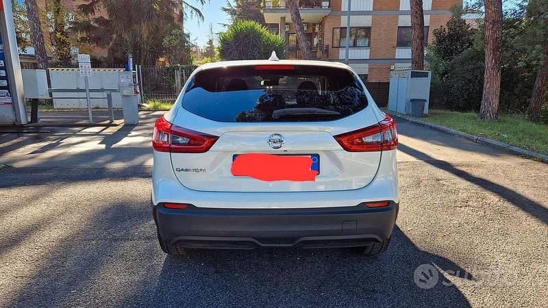 Usata Nissan Qashqai 2018 Bianco SUV