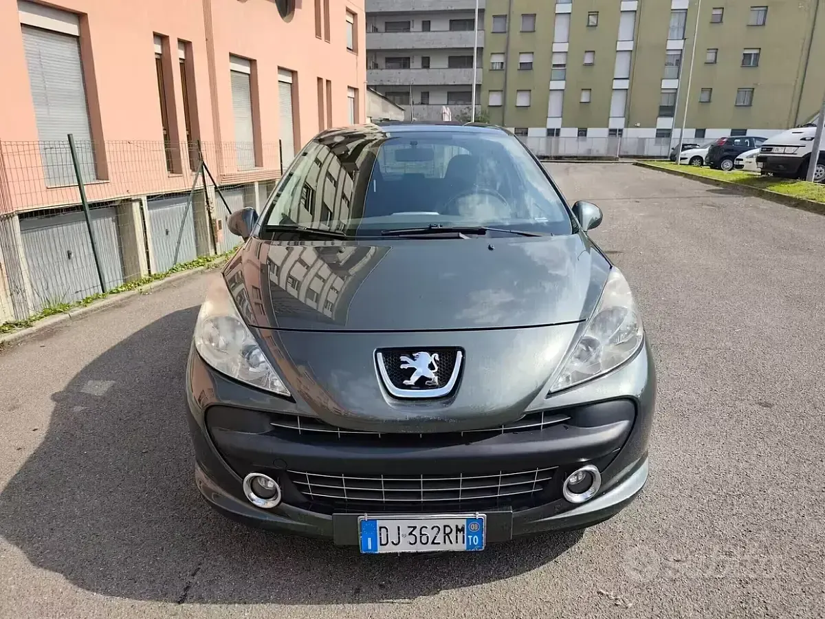 Usata Peugeot 207 95 CV (69 kW) 2008 Verde Berlina