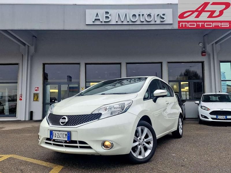 Usata Nissan Note S 98 CV (72 kW) 2015 Bianco Utilitaria
