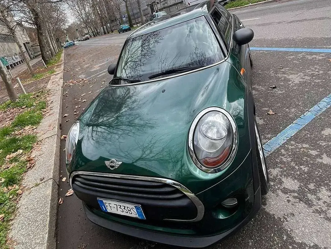 Usata Mini ONE 75 CV (55 kW) 2016 Verde Utilitaria