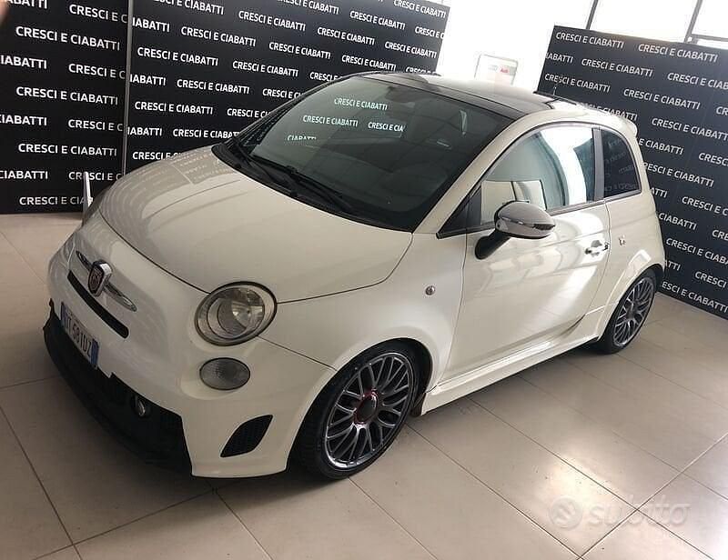 Usata Abarth 500 135 CV (99 kW) 2008 Bianco Utilitaria