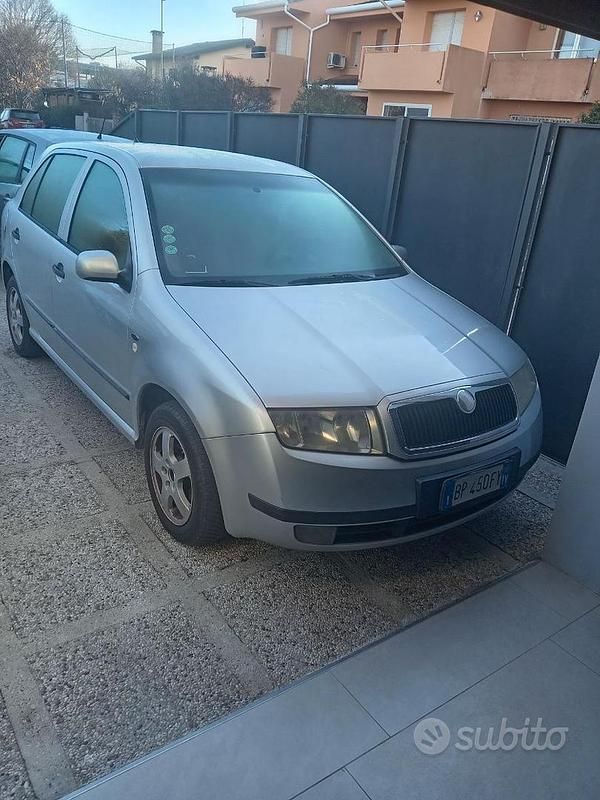 Usata Skoda Fabia 2000 Grigio Berlina