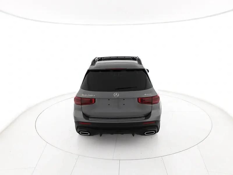Grigio Nuova 2026 Mercedes GLB200 Advanced Plus SUV | 51.400 € (Buon prezzo) - Immagine 1/4