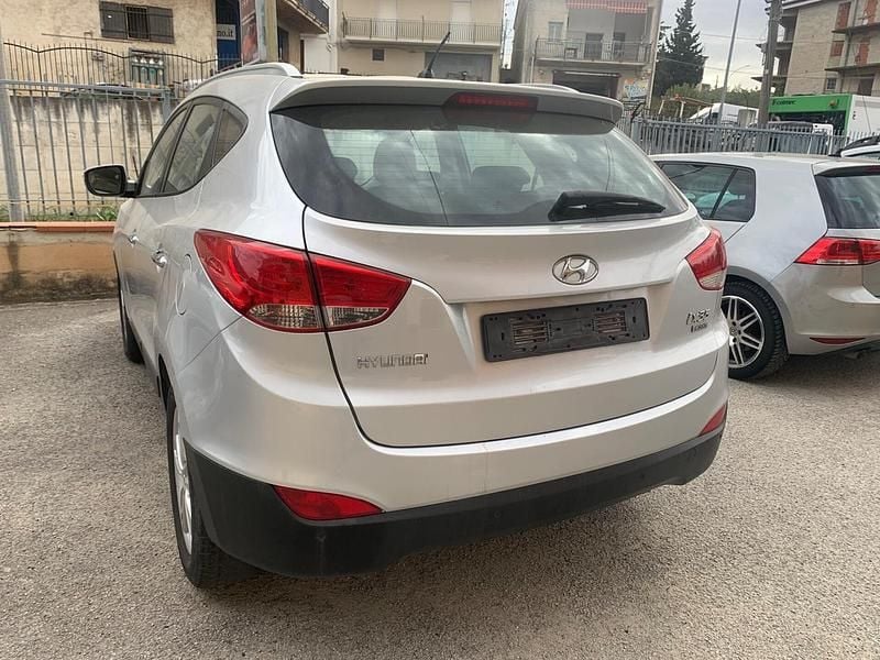 Usata Hyundai ix35 Comfort 115 CV (84 kW) 2012 Argento SUV