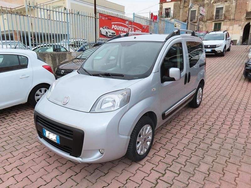 Usata Fiat Qubo Trekking 95 CV (69 kW) 2012 Grigio Monovolume