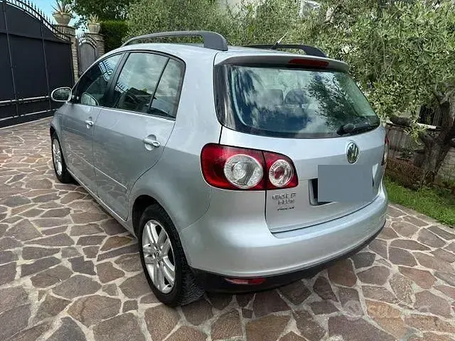Usata VW Golf V 105 CV (77 kW) 2007 Grigio Utilitaria