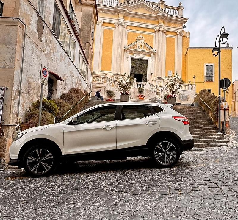 Usata Nissan Qashqai 2015 Bianco SUV