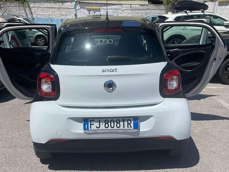 Usata 2017 Smart ForFour Passion Due volumi | 11.500 € (Buon prezzo) - Immagine 1/4