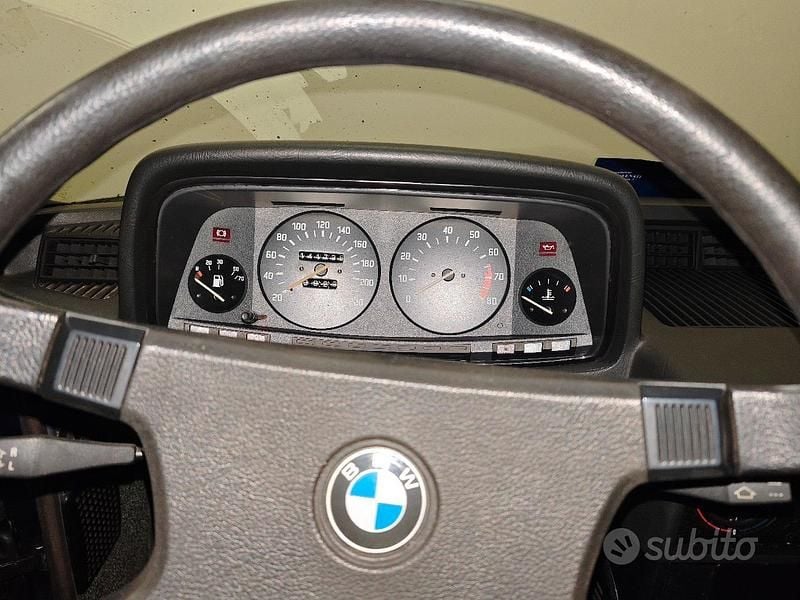 Usata BMW 528 1970 Blu Berlina