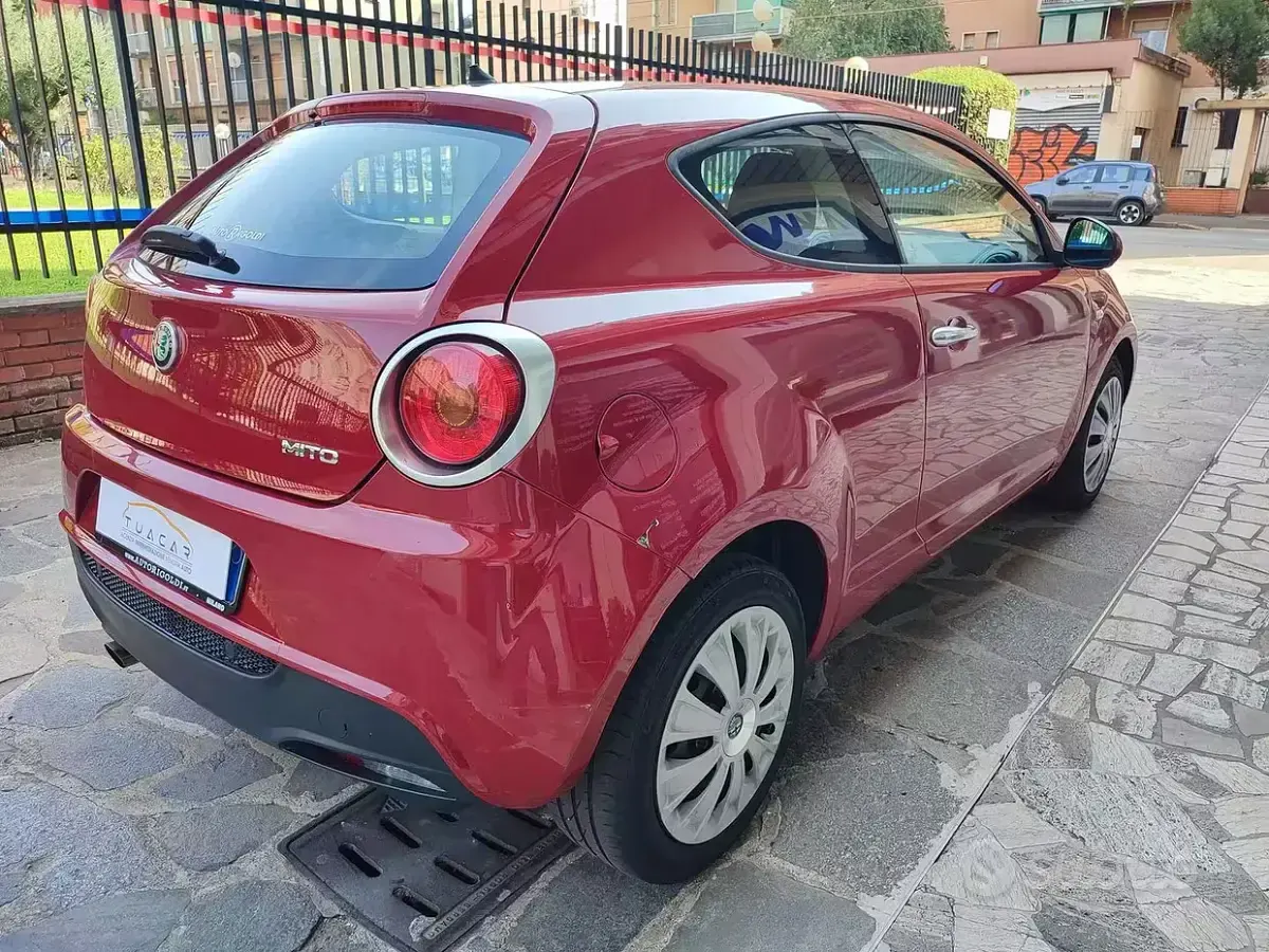 Usata Alfa Romeo MiTo 77 CV (56 kW) 2017 Rosso Utilitaria
