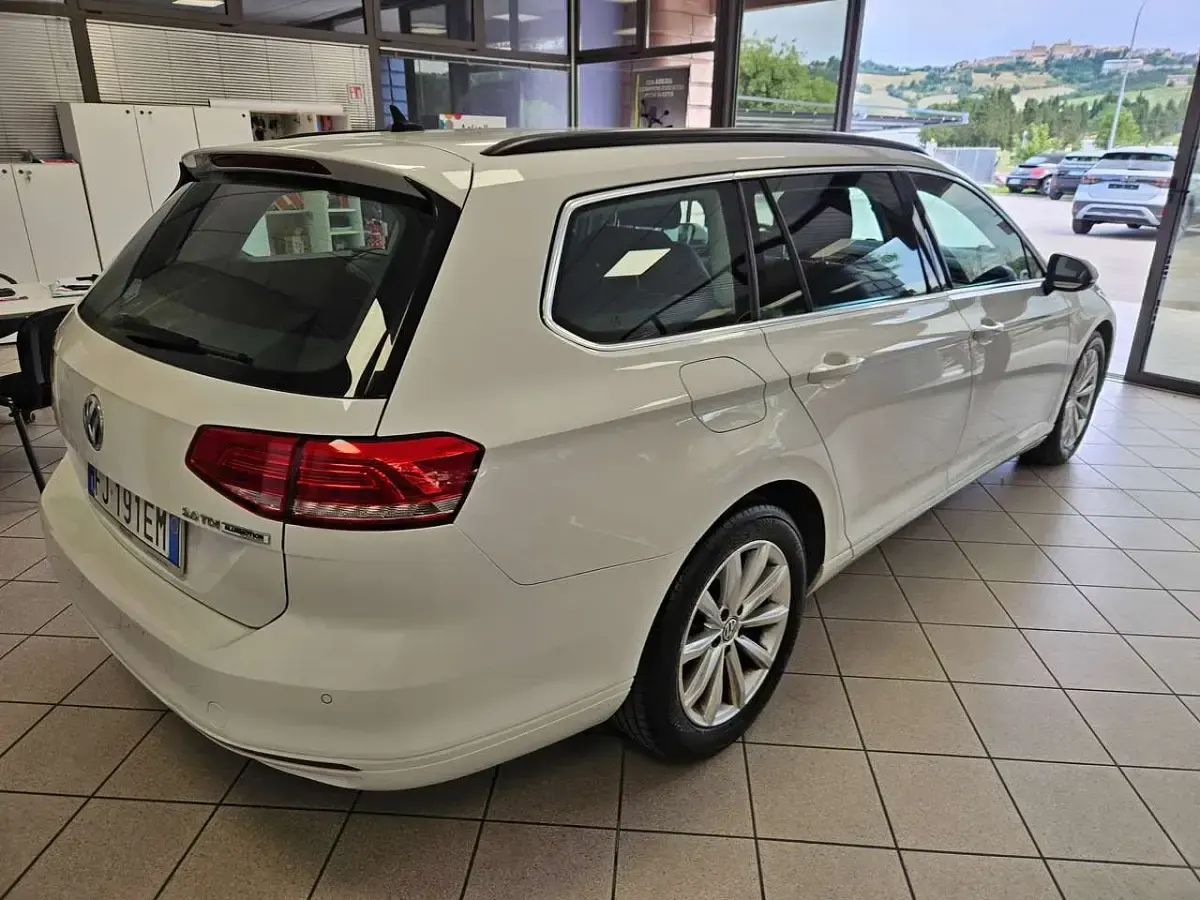 Usata VW Passat 150 CV (110 kW) 2017 Other Station wagon
