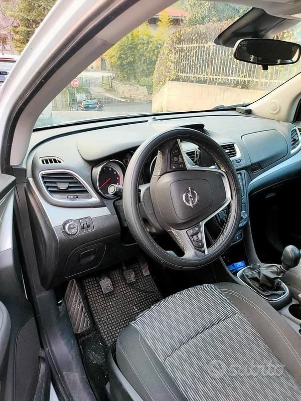 Usata Opel Mokka 140 CV (102 kW) 2015 SUV
