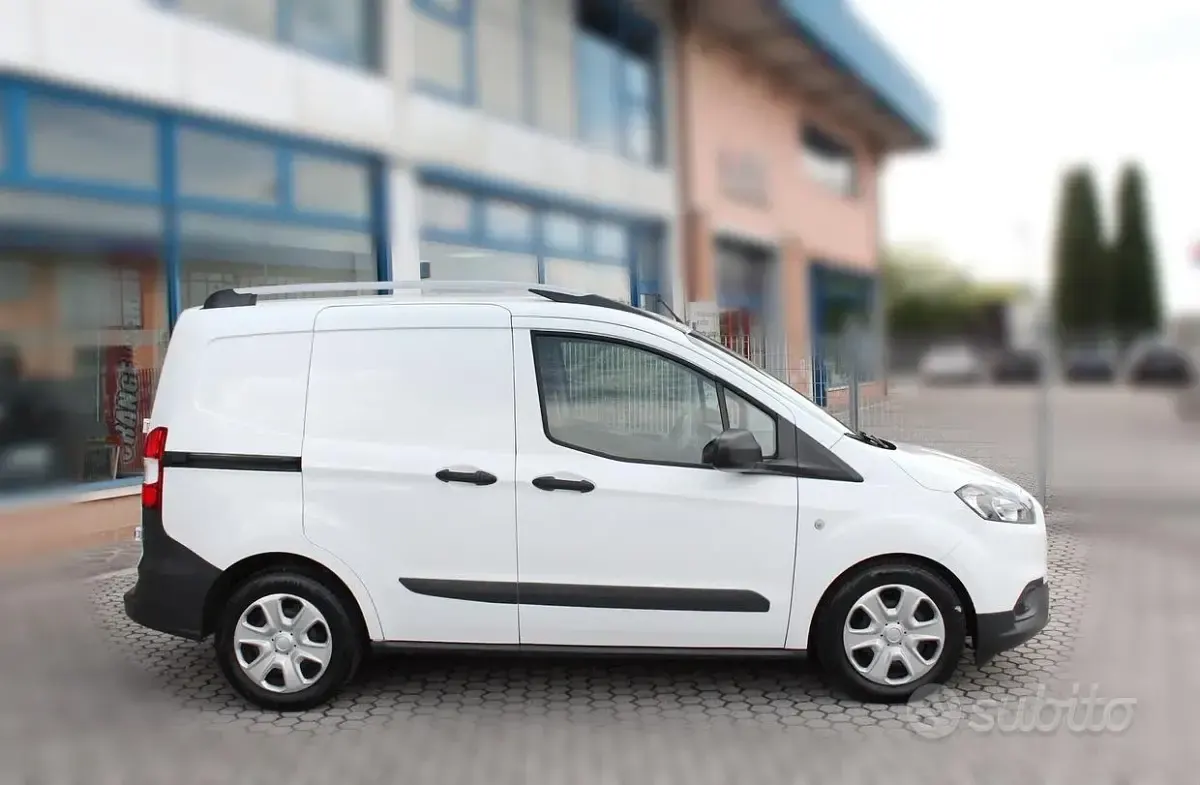 Usata Ford Transit Trend 75 CV (55 kW) 2023 Bianco Furgone