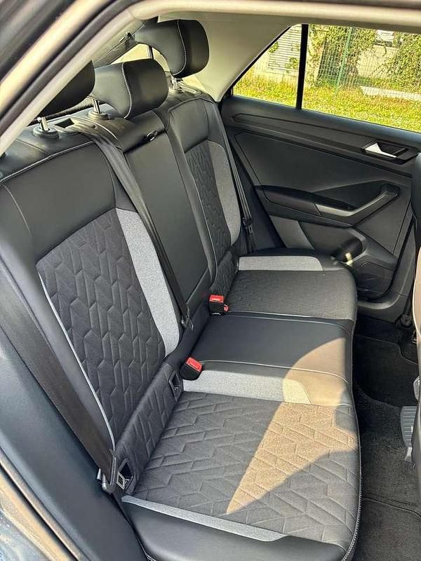 Usata VW T-Roc Edition 116 CV (85 kW) 2025 Grigio SUV