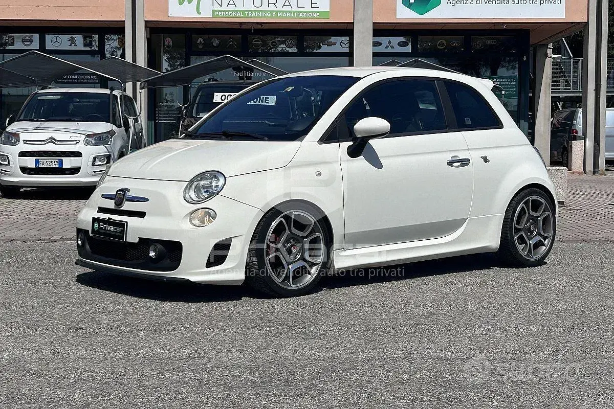 Usata Abarth 500 135 CV (99 kW) 2009 Utilitaria