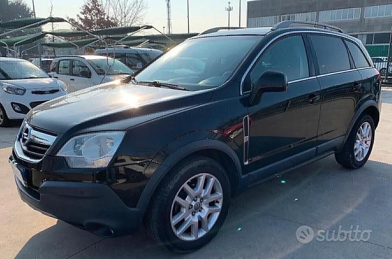 Nero Usata 2009 Opel Antara Edition+ SUV | 3000 € (Buon prezzo) - Immagine 1/4