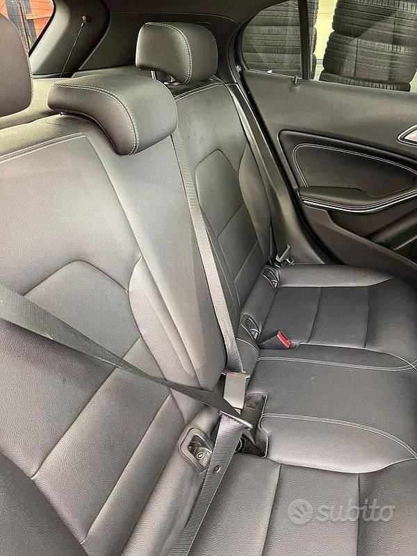 Usata Mercedes GLA200 136 CV (100 kW) 2016 SUV