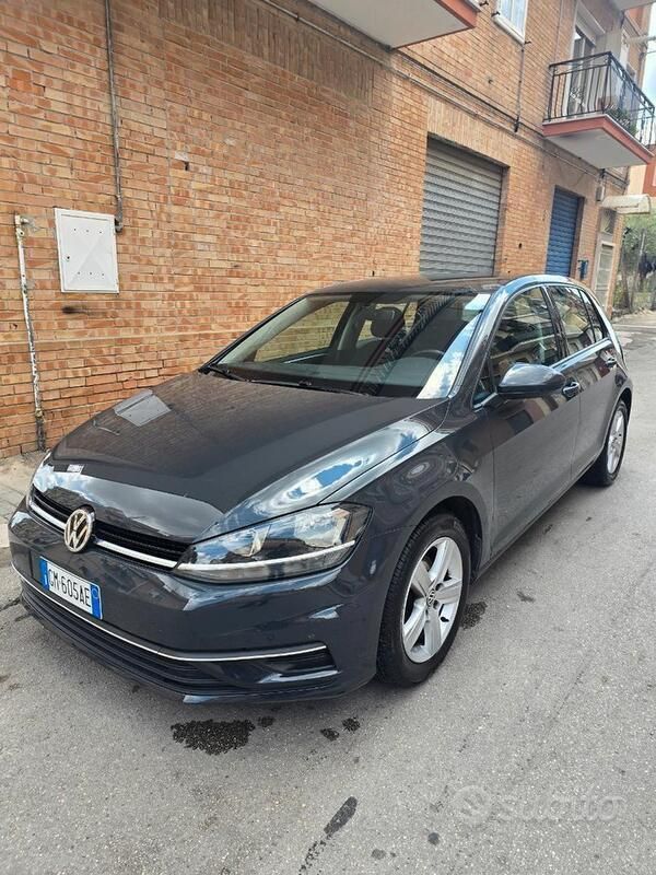 Usata VW Golf VII 90 CV (66 kW) 2018 Grigio Berlina