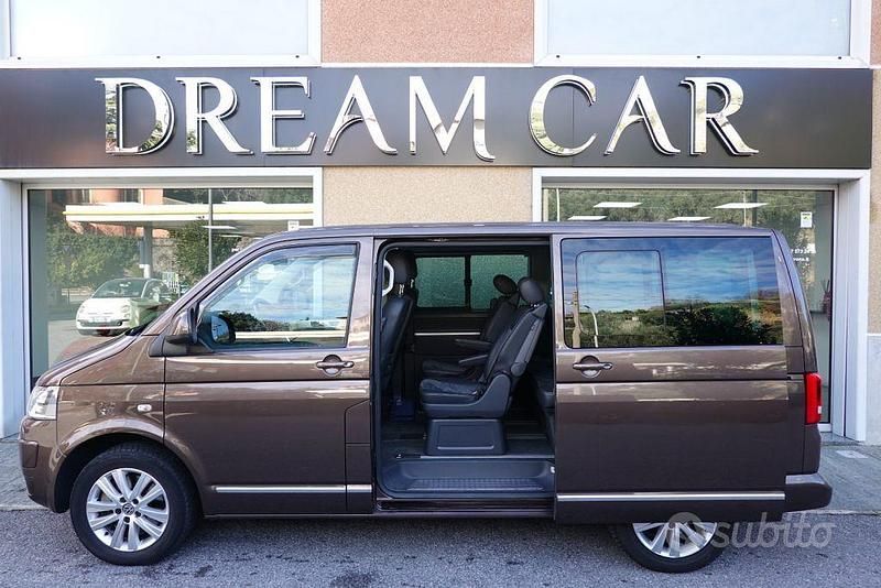 Usata VW Multivan Highline 180 CV (132 kW) 2015 Marrone Furgone