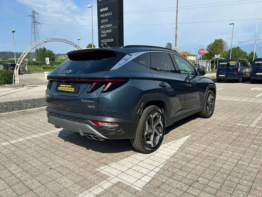 Usata Hyundai Tucson 179 CV (131 kW) 2023 Blu/azzurro SUV