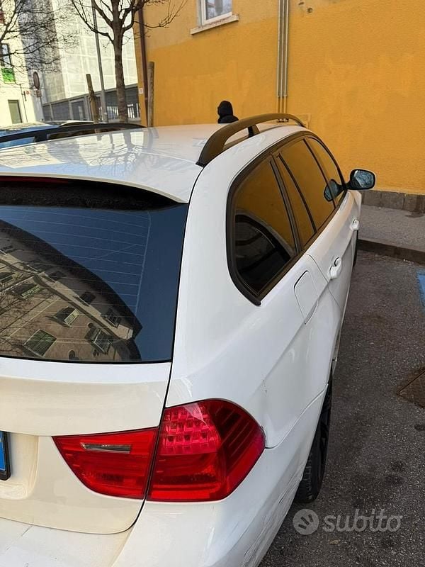 Usata BMW 320 177 CV (130 kW) 2009 Station wagon