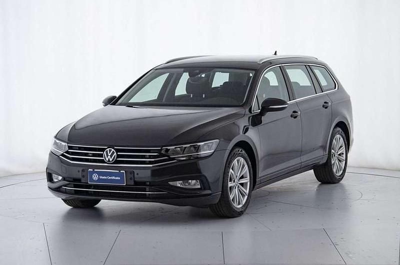 Usata VW Passat Business 150 CV (110 kW) 2023 Grigio Station wagon