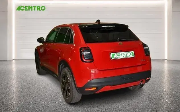 Usata Fiat 600 La Prima 110 CV (80 kW) 2025 Beige SUV